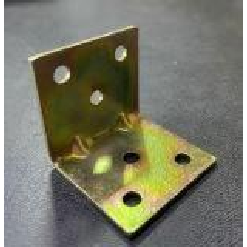 Уголок строительный размерами 32 мм на 35 мм, толщина металла 2мм Уголок строительный размерами 32 мм на 35 мм, толщина металла 2мм